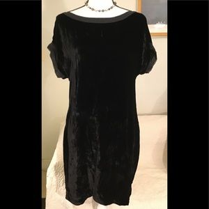 Velvet black loose dress. S-M
